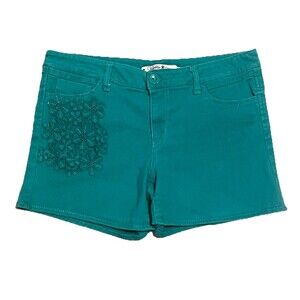 Vanilla Star Jeans Green Denim Shorts Crochet Flower Accent Size 12 4.5” Inseam